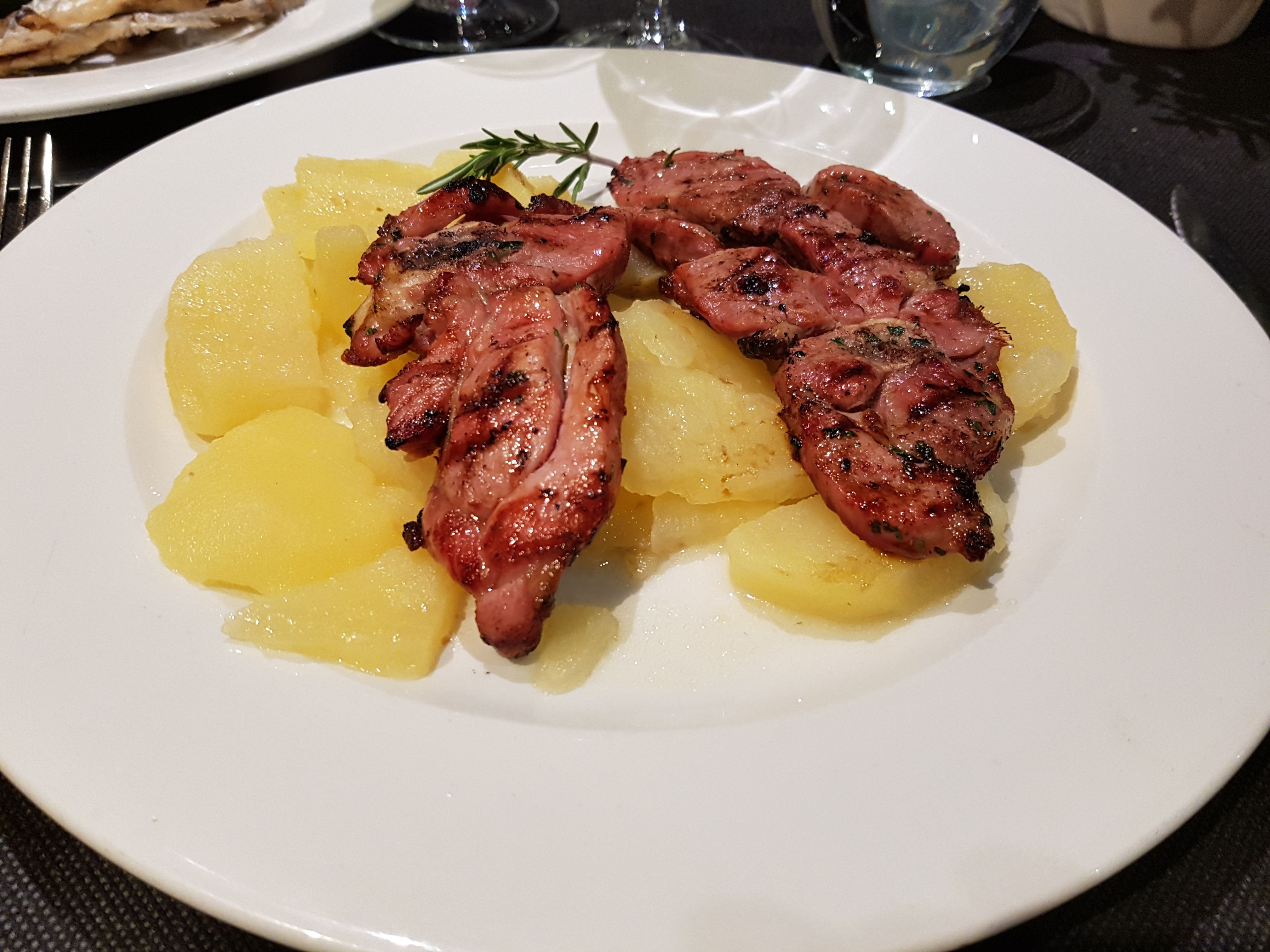 Pavo marinado a la brasa