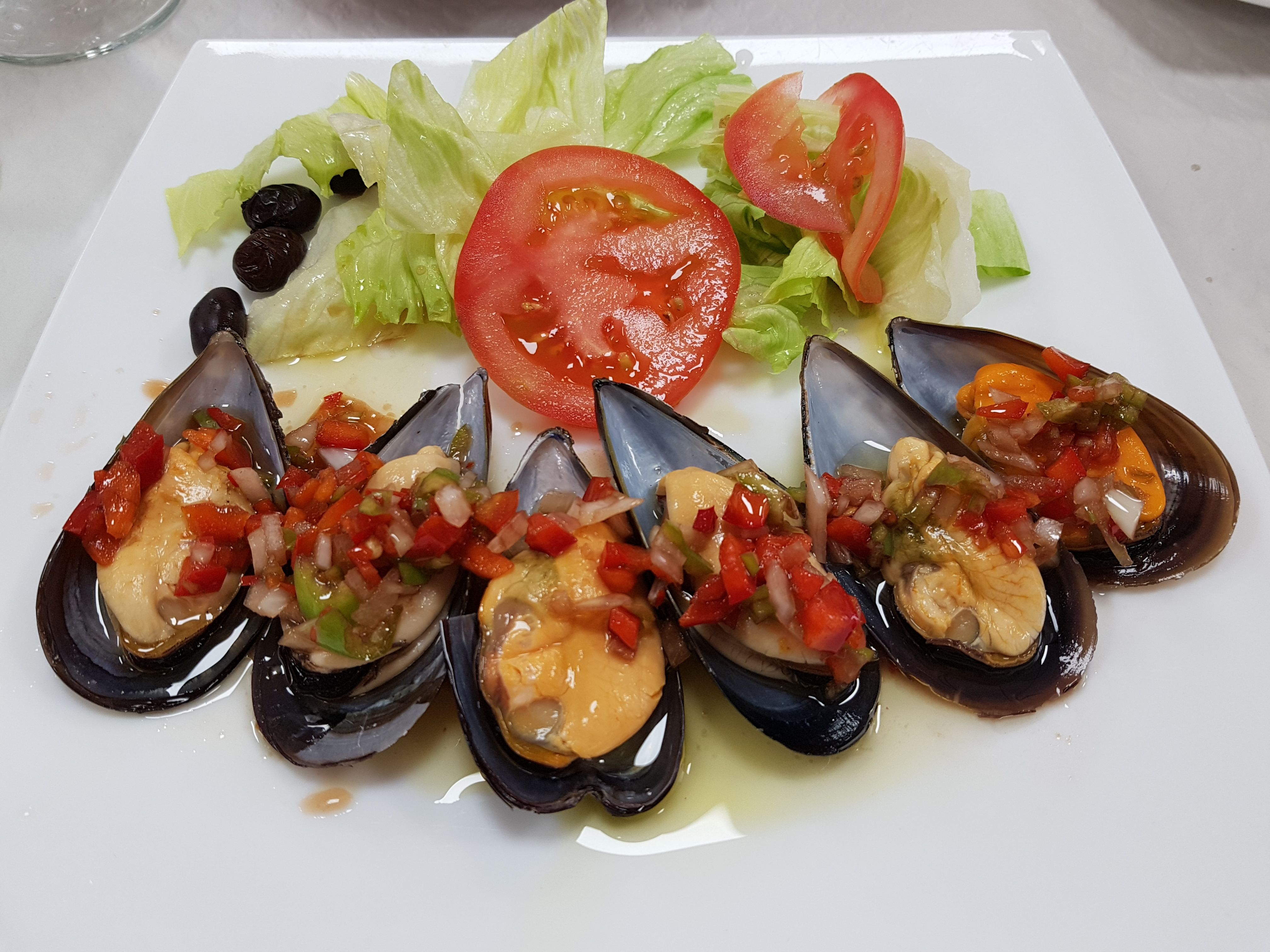 Mejillones media concha a la vinagreta