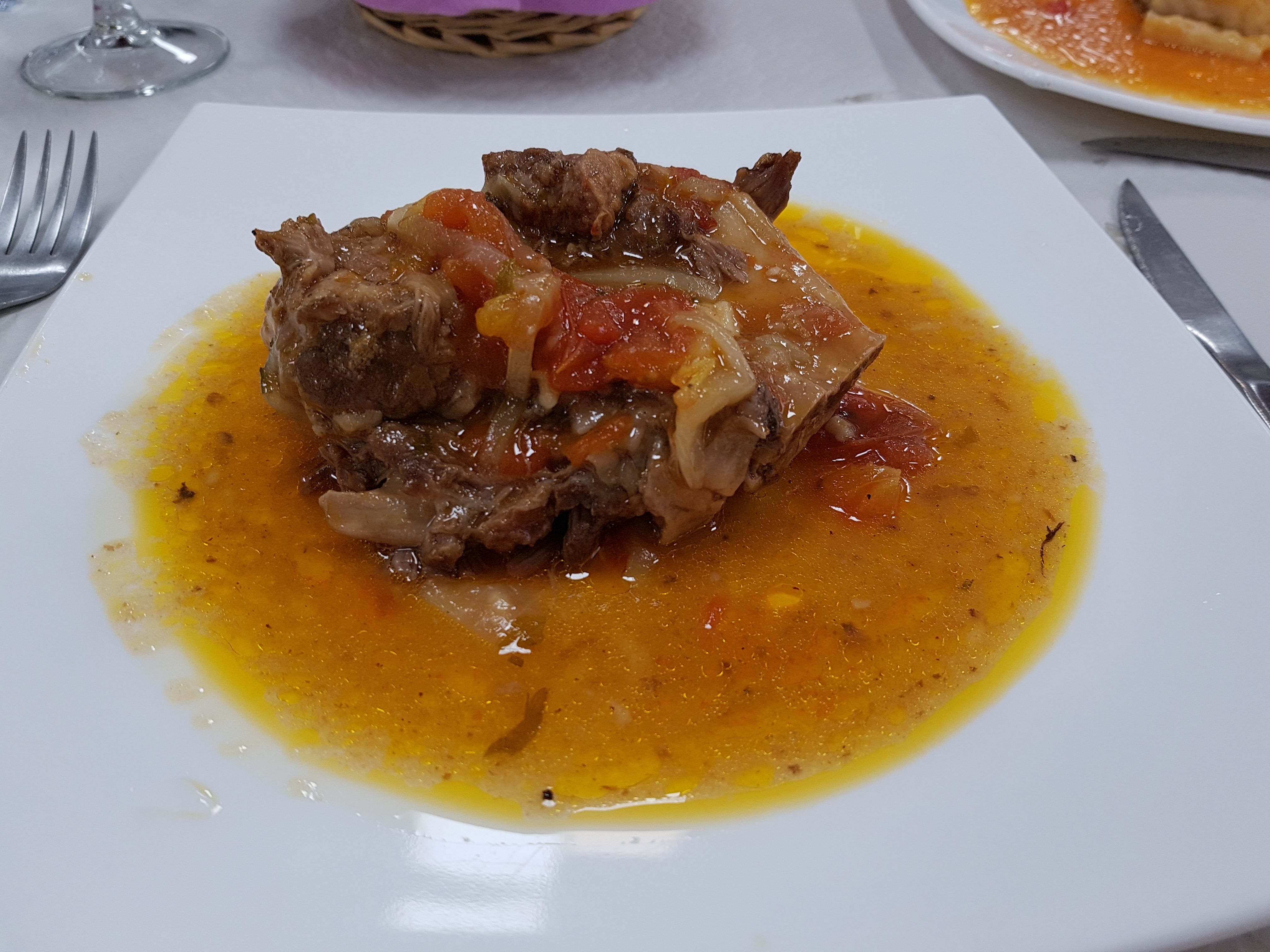 Carrillera con hueso a la Jardinera