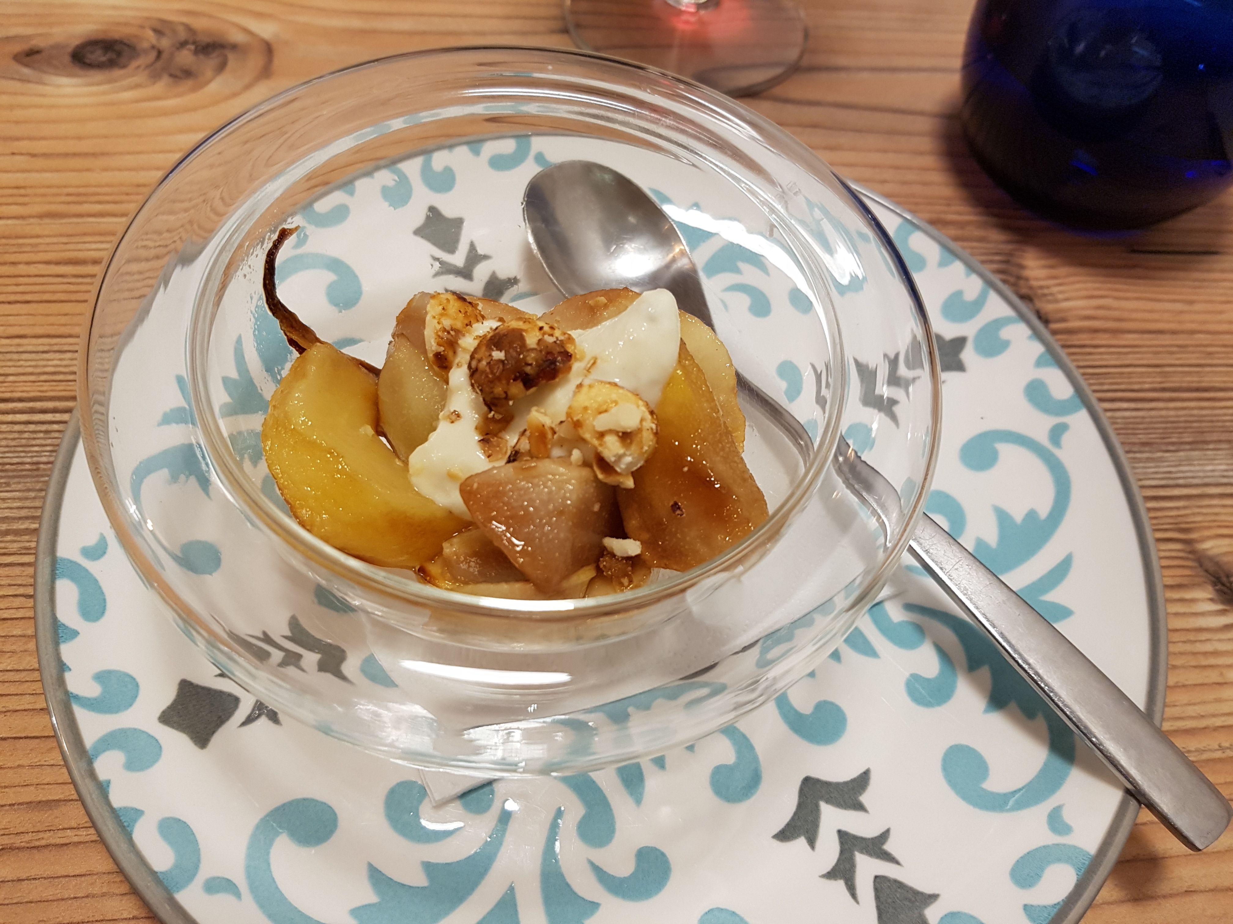 Peras asadas con crema de Gorgonzola