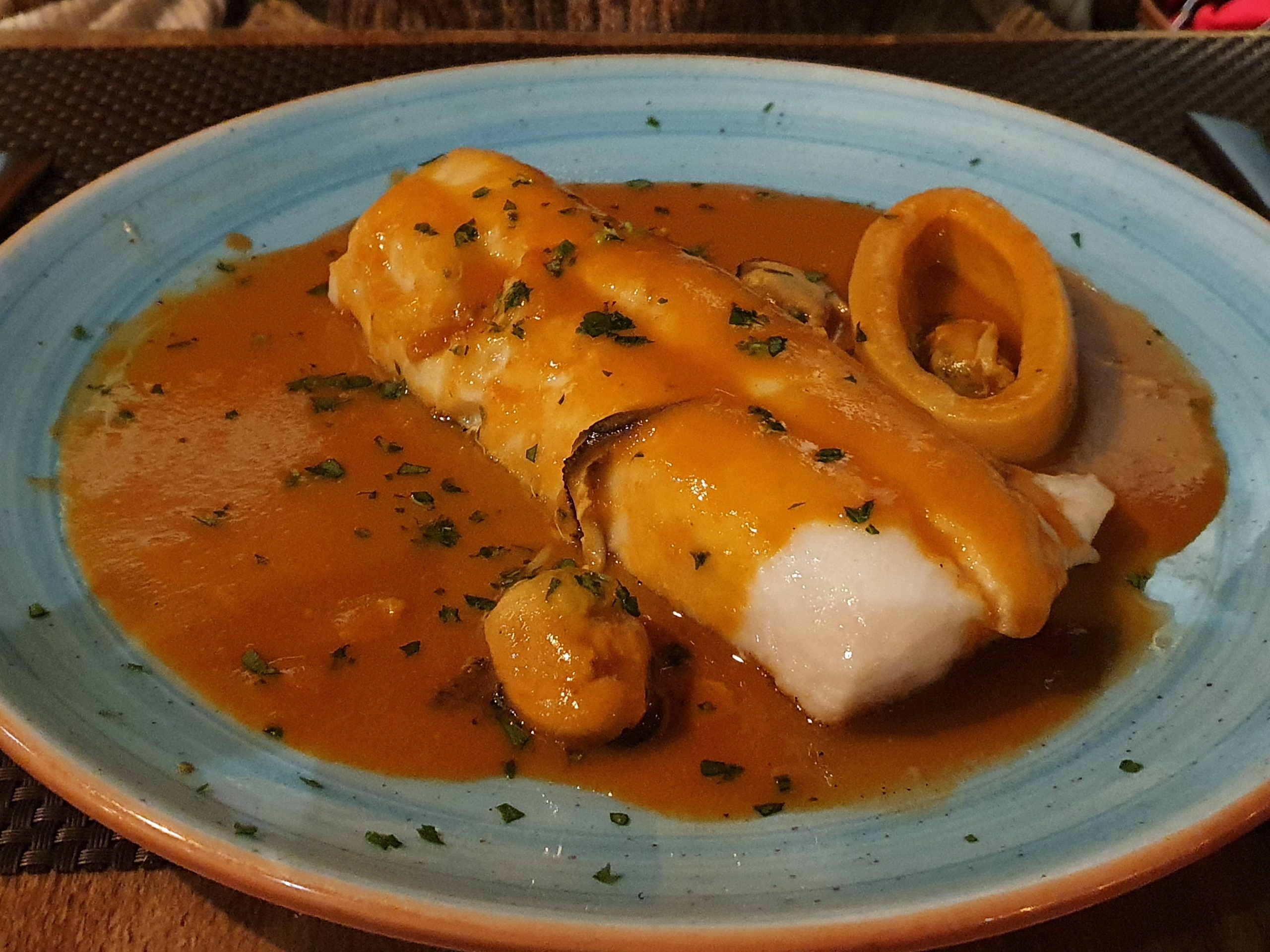 Lomo de merluza a la marinera