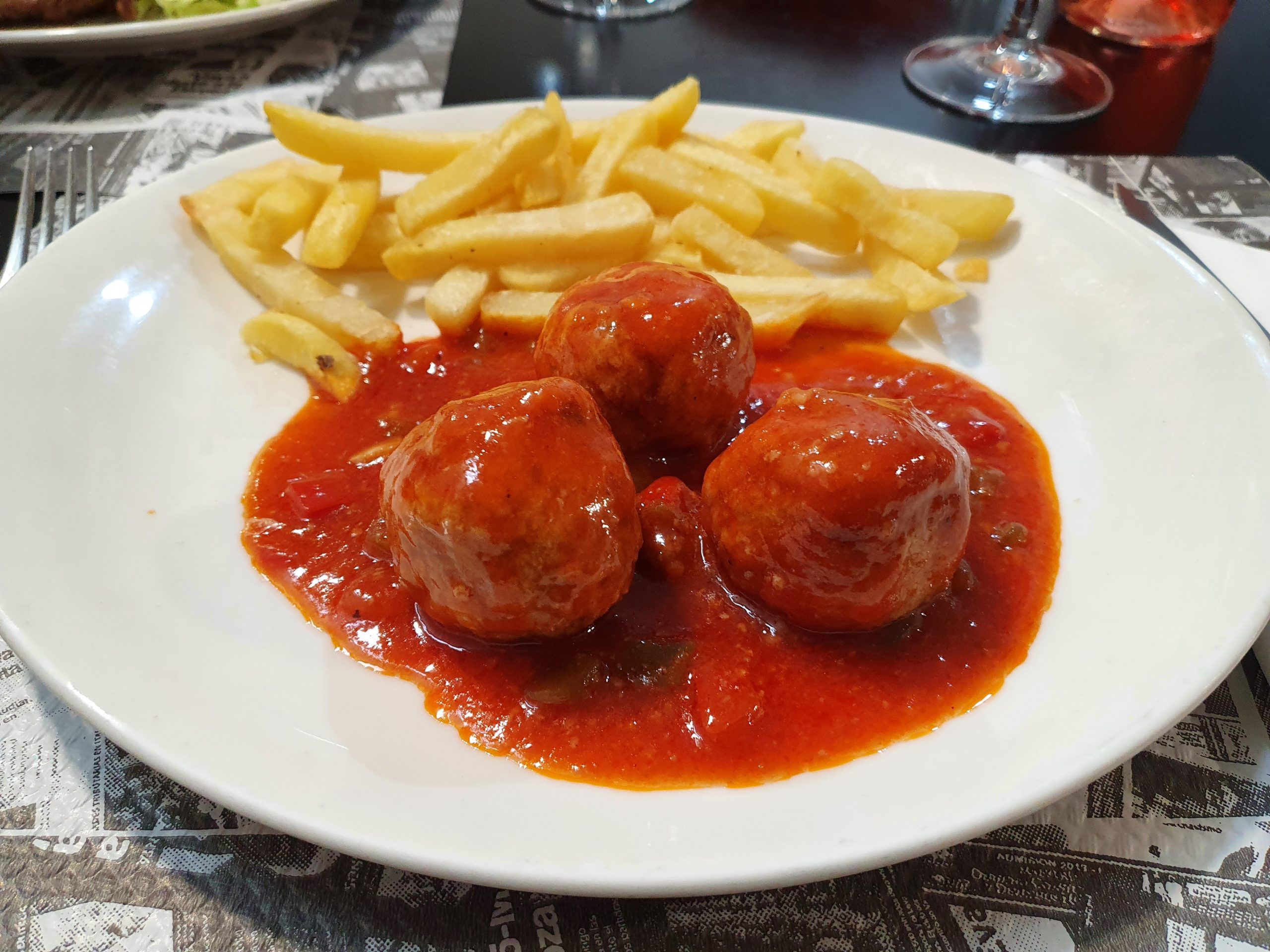 Albóndigas en tomate