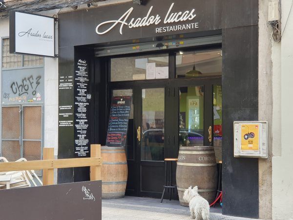 ASADOR LUCAS