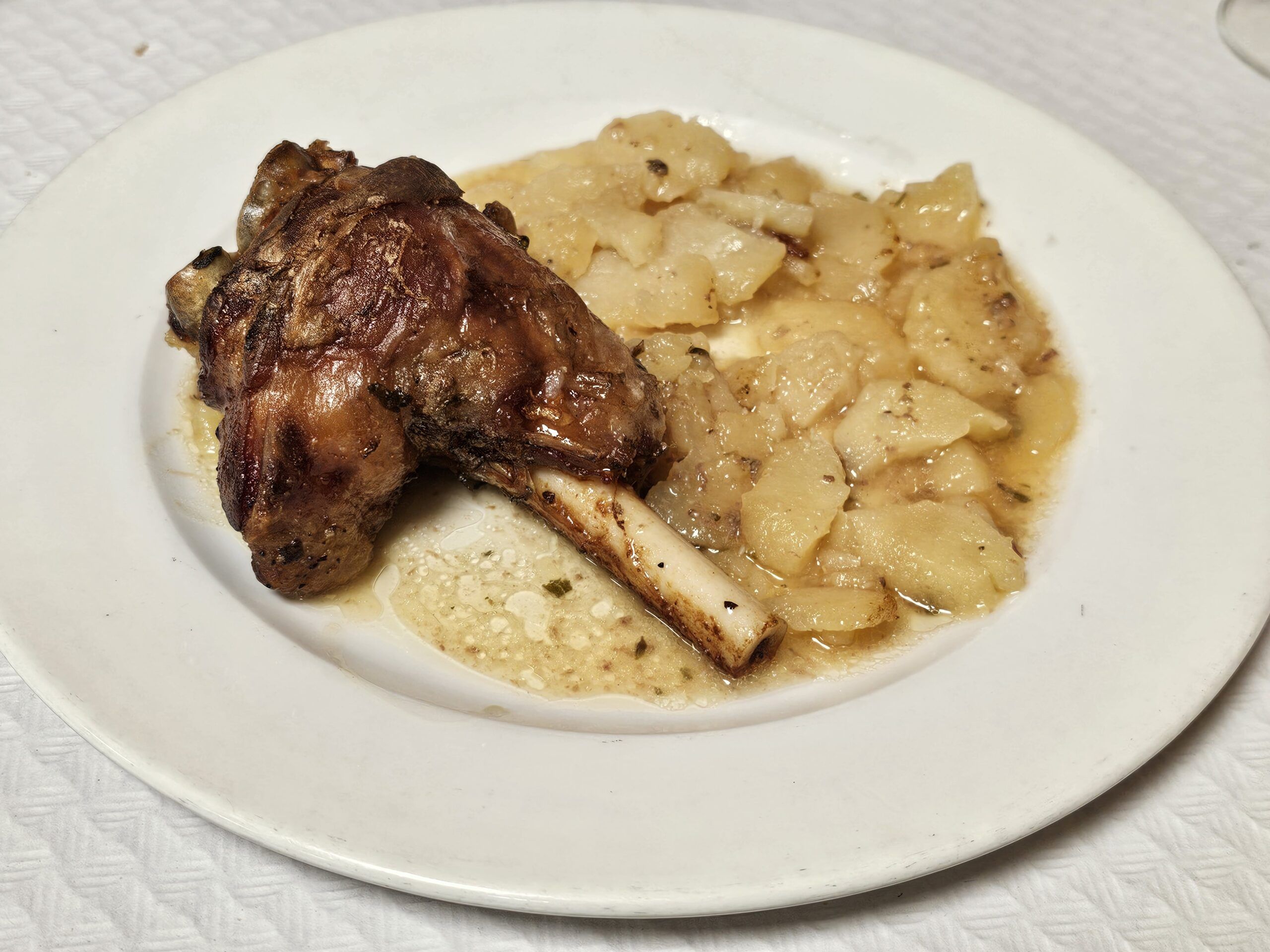 Jarrete de ternasco asado al horno